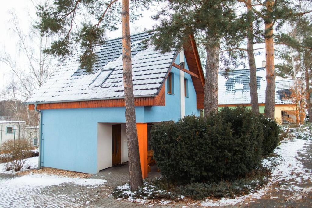 Chaty Kolodeje-Ubytovani U Reky V Soukromem Arealu-Blue Kolodeje nad Luznici Bagian luar foto